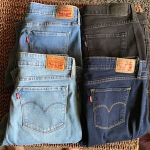 FOUR Pairs Levi’s 32/33 Women’s Jeans